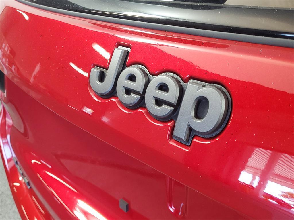 new 2026 Jeep Compass car, priced at $32,242