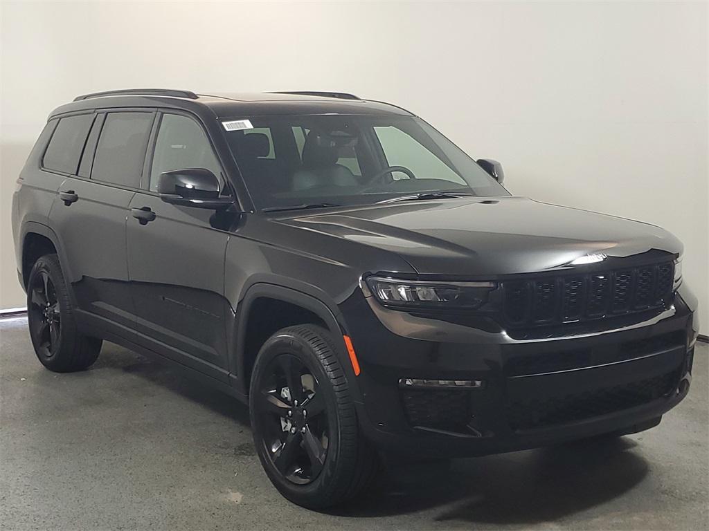 new 2025 Jeep Grand Cherokee L car, priced at $49,164