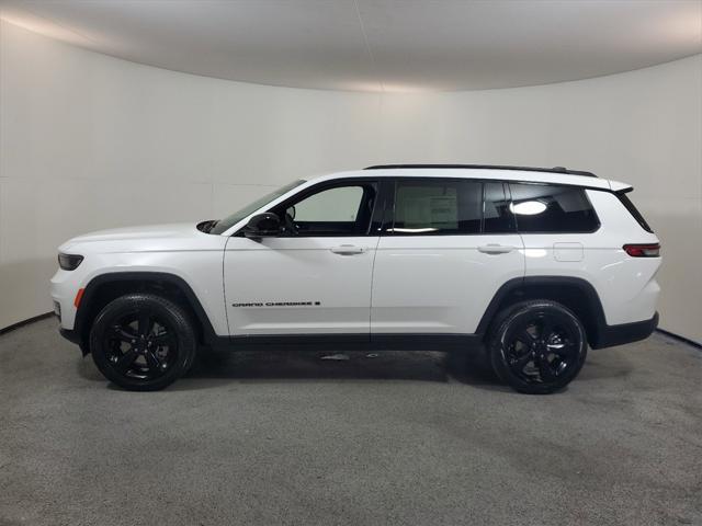 new 2025 Jeep Grand Cherokee L car, priced at $47,823