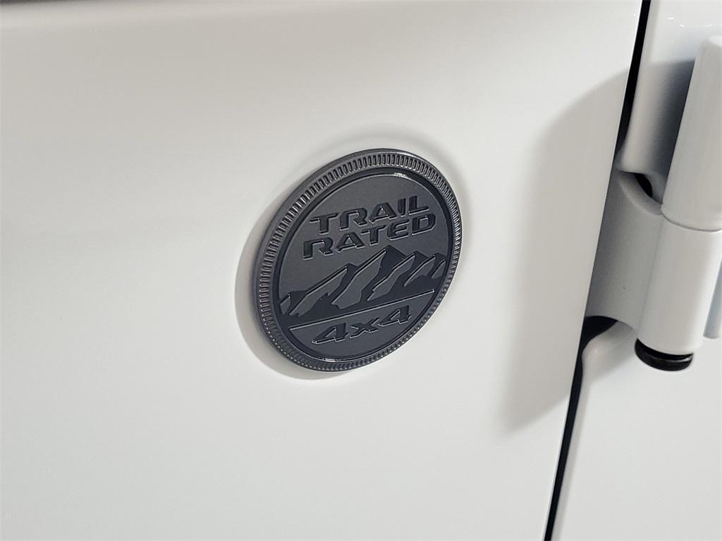 new 2025 Jeep Wrangler car, priced at $46,704