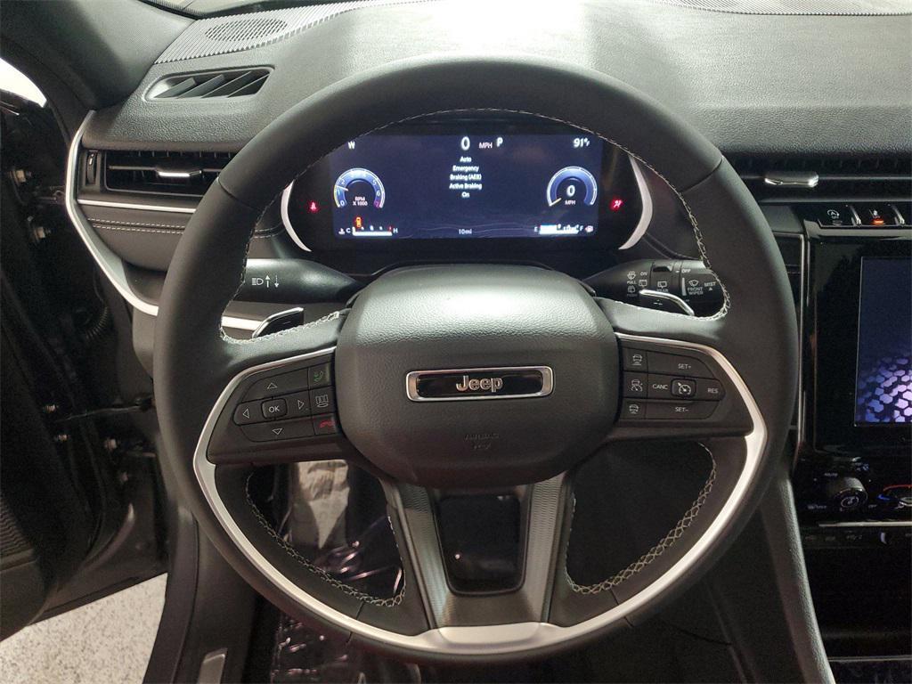 new 2025 Jeep Grand Cherokee car, priced at $32,961