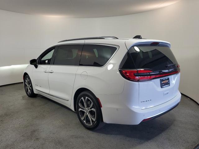 new 2025 Chrysler Pacifica car, priced at $51,311