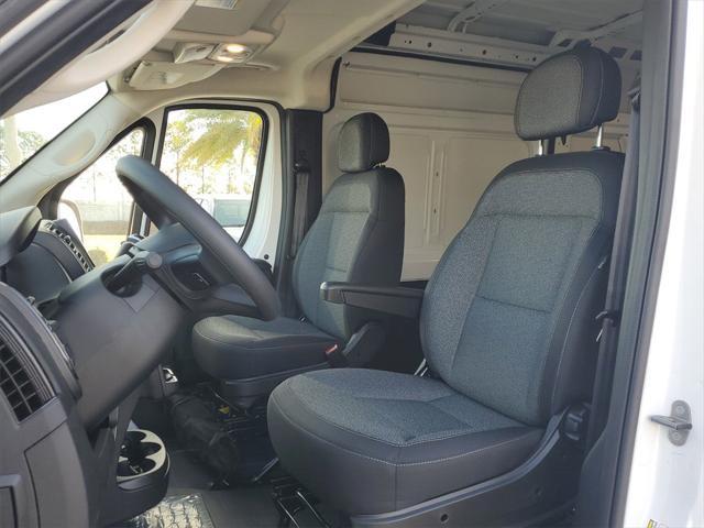 new 2025 Ram ProMaster 2500 car, priced at $52,174