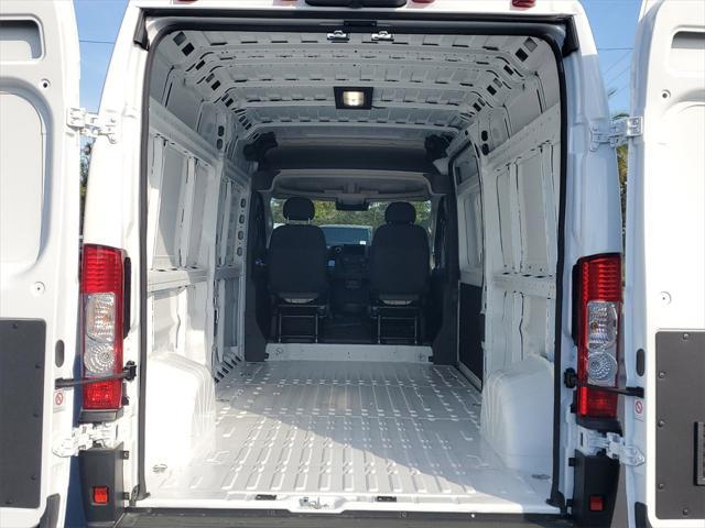 new 2025 Ram ProMaster 2500 car, priced at $52,174