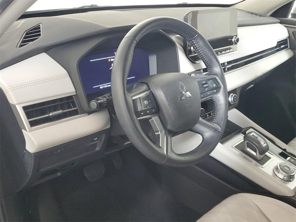 used 2023 Mitsubishi Outlander car, priced at $23,588
