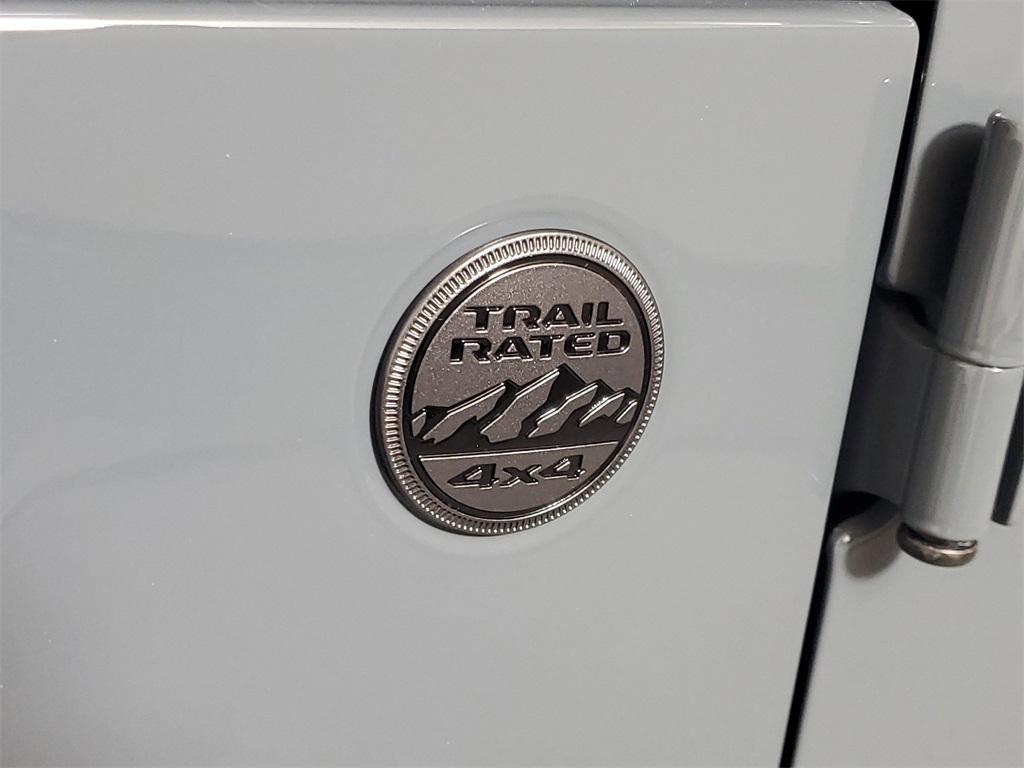 new 2025 Jeep Wrangler car, priced at $47,264