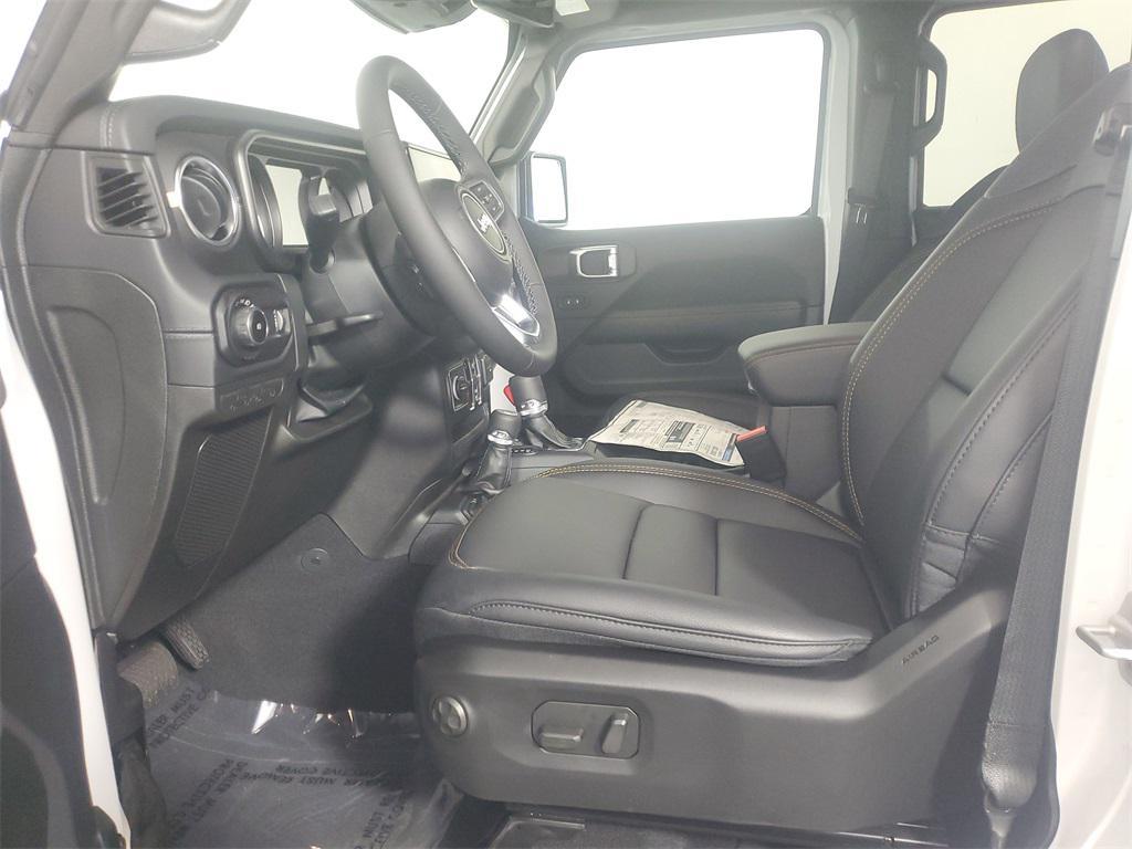 new 2025 Jeep Wrangler car, priced at $51,199