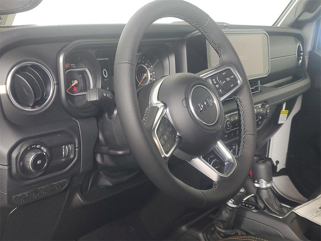 new 2025 Jeep Wrangler car, priced at $51,199