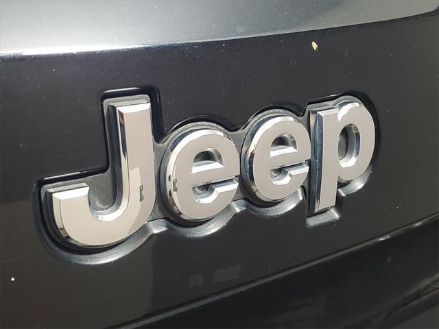 used 2018 Jeep Grand Cherokee car, priced at $17,988