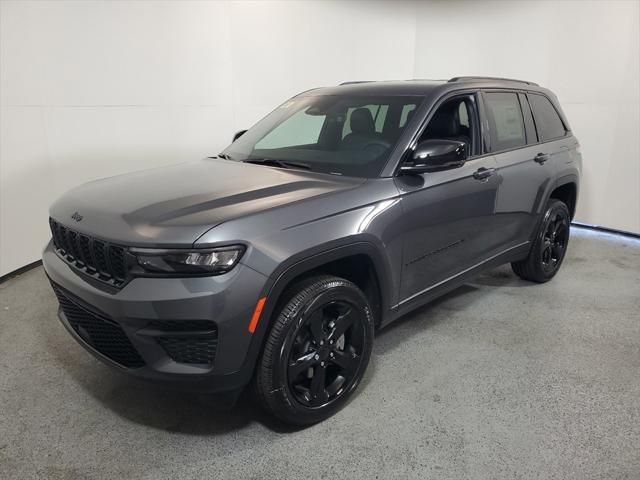 new 2025 Jeep Grand Cherokee car, priced at $45,768