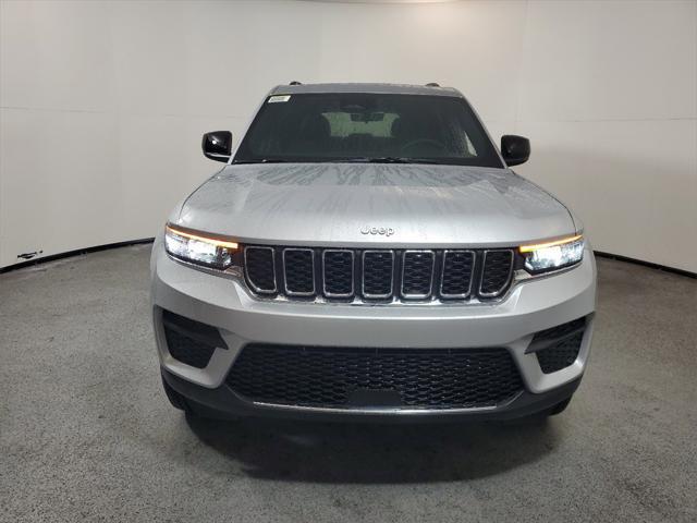 new 2025 Jeep Grand Cherokee car, priced at $34,068