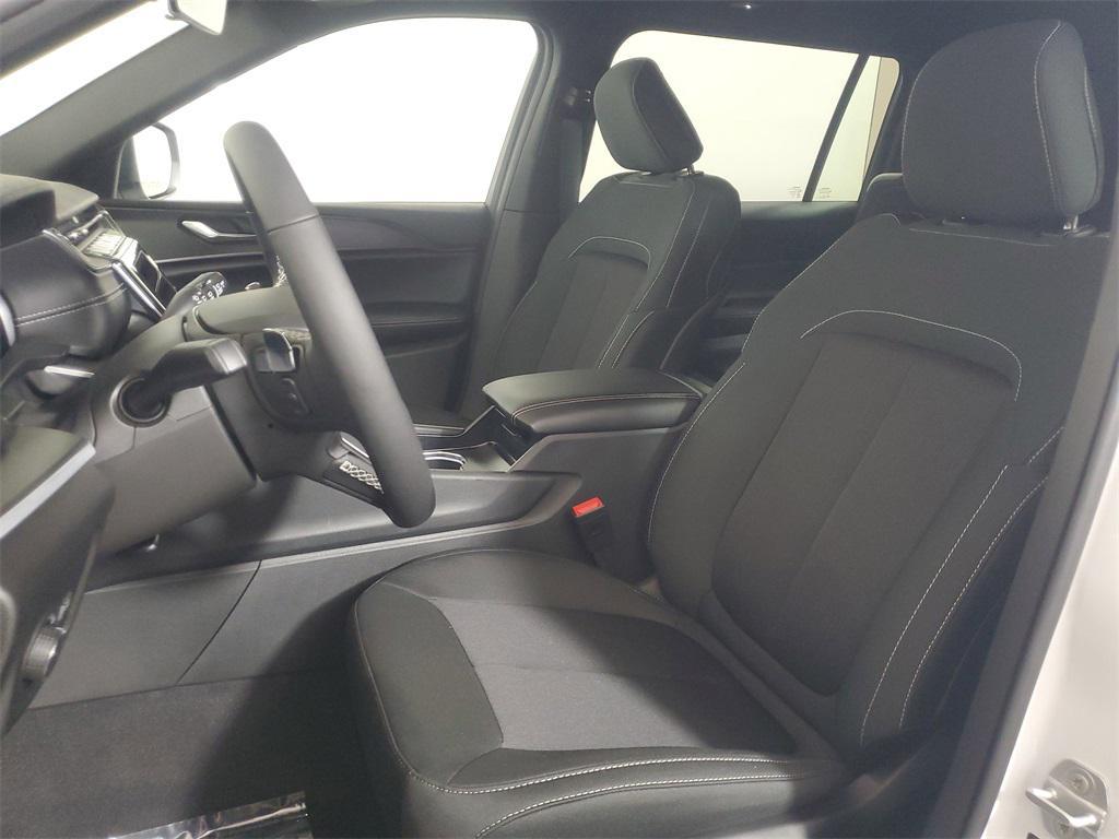 new 2025 Jeep Grand Cherokee L car, priced at $42,144