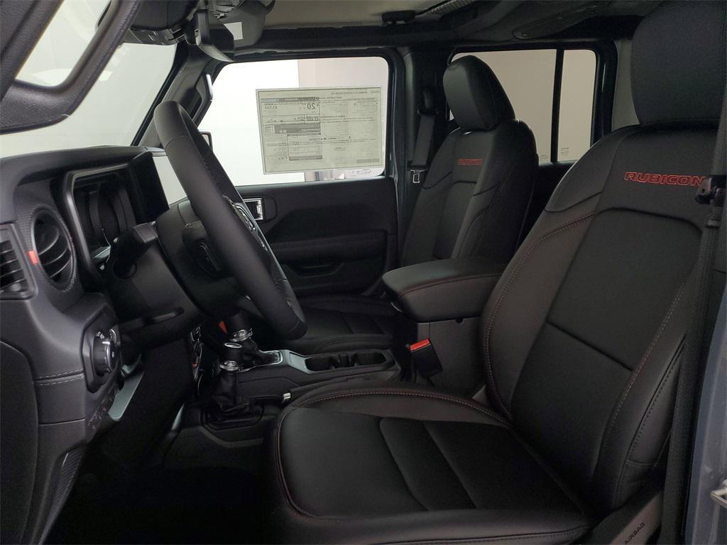 new 2025 Jeep Wrangler car, priced at $59,389