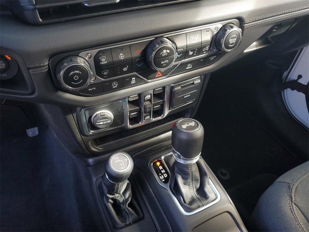 new 2025 Jeep Wrangler car, priced at $50,488