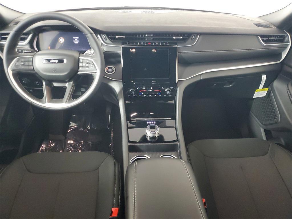 new 2025 Jeep Grand Cherokee L car, priced at $38,183