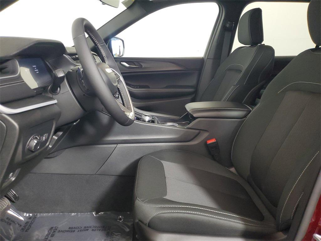 new 2025 Jeep Grand Cherokee L car, priced at $38,183