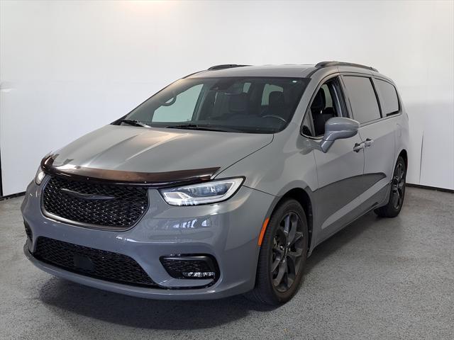used 2021 Chrysler Pacifica car, priced at $17,988