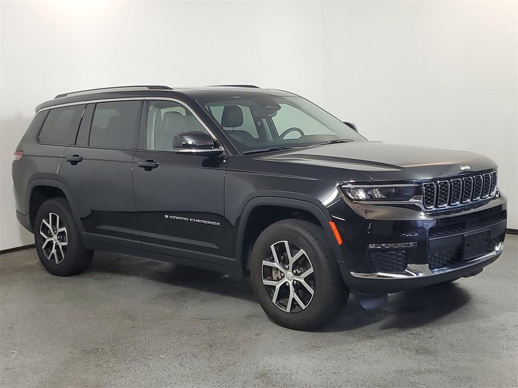 used 2023 Jeep Grand Cherokee L car