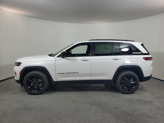 new 2025 Jeep Grand Cherokee car, priced at $46,318