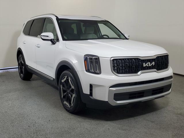 used 2024 Kia Telluride car, priced at $37,488