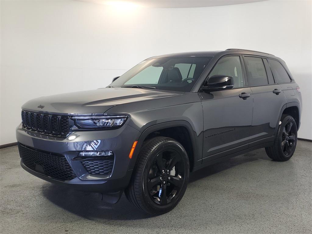 new 2025 Jeep Grand Cherokee car, priced at $44,481