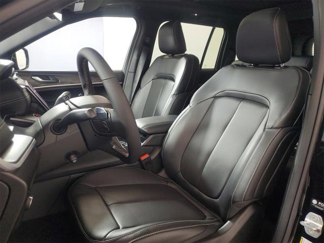 new 2025 Jeep Grand Cherokee car, priced at $50,946