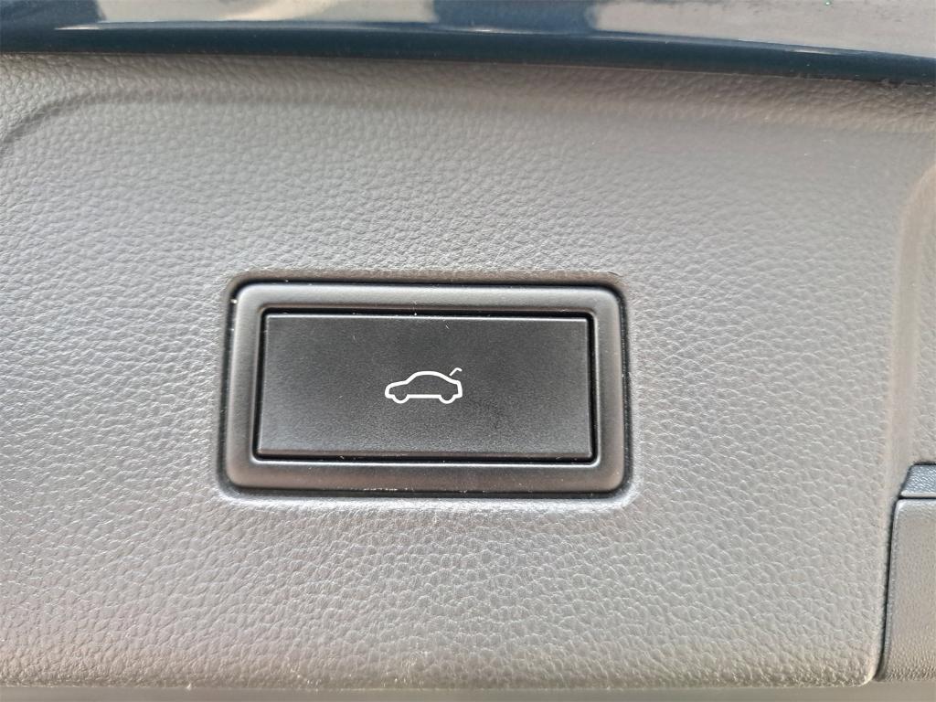 used 2021 Volkswagen Atlas car, priced at $24,990