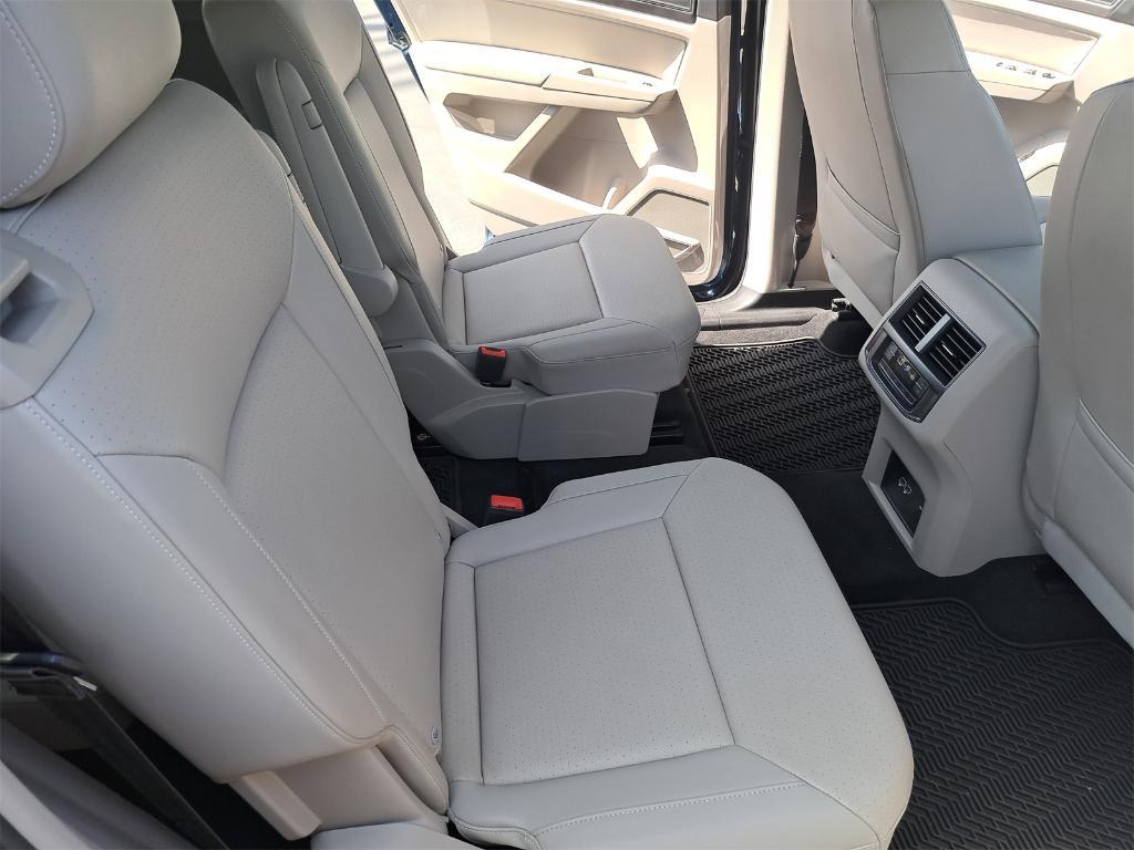 used 2021 Volkswagen Atlas car, priced at $24,990