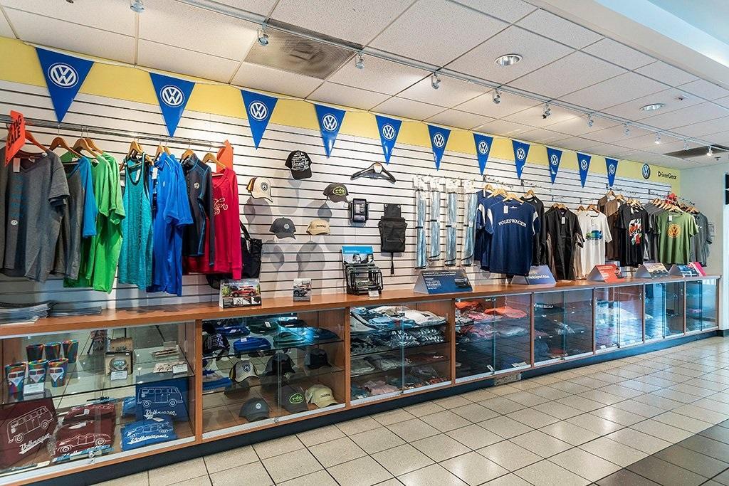 new 2025 Volkswagen Tiguan car, priced at $29,252