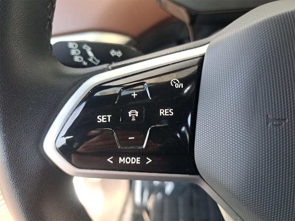 used 2023 Volkswagen ID.4 car, priced at $23,600