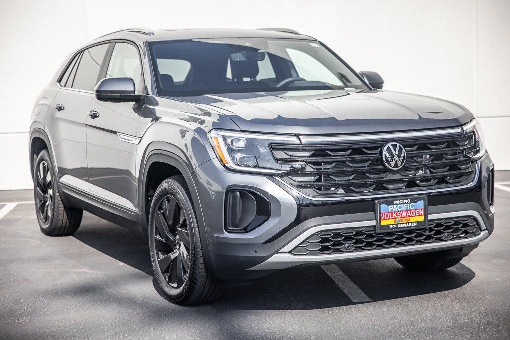 new 2025 Volkswagen Atlas Cross Sport car, priced at $45,406
