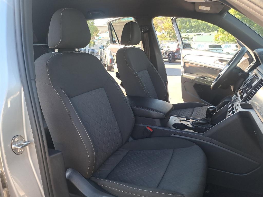 used 2021 Volkswagen Atlas Cross Sport car, priced at $18,500