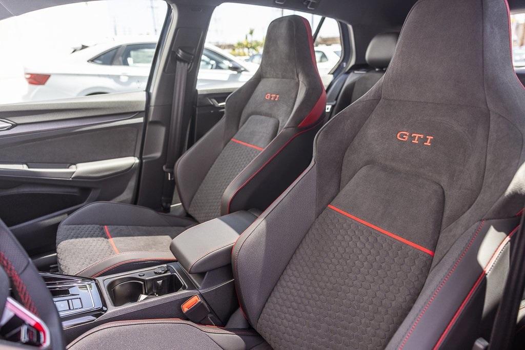 new 2025 Volkswagen Golf GTI car, priced at $39,523