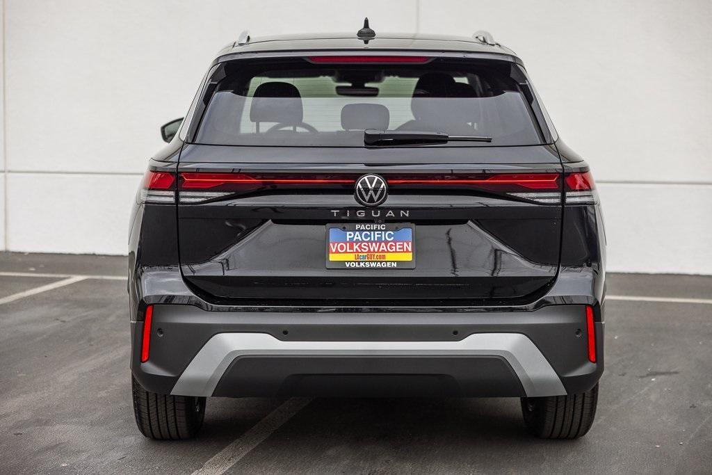 new 2025 Volkswagen Tiguan car, priced at $31,815