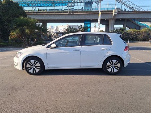 used 2015 Volkswagen e-Golf car, priced at $10,470