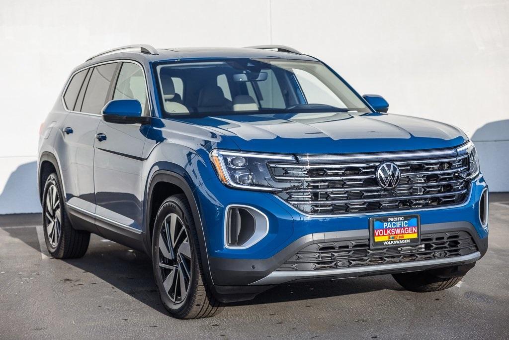 new 2025 Volkswagen Atlas car, priced at $48,739