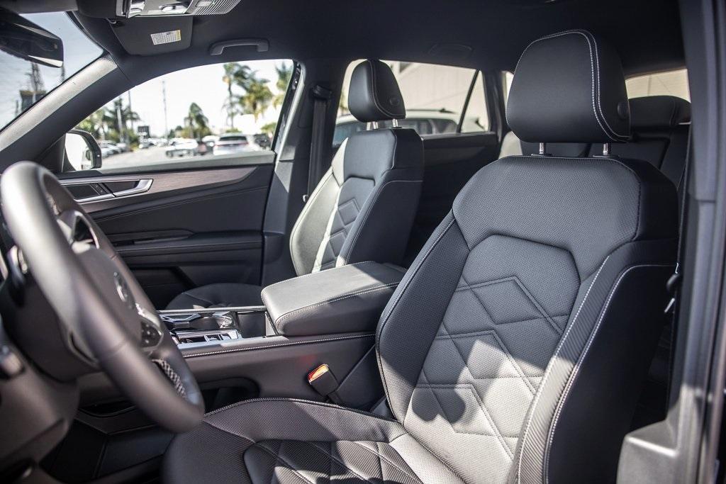 new 2025 Volkswagen Atlas Cross Sport car, priced at $37,411