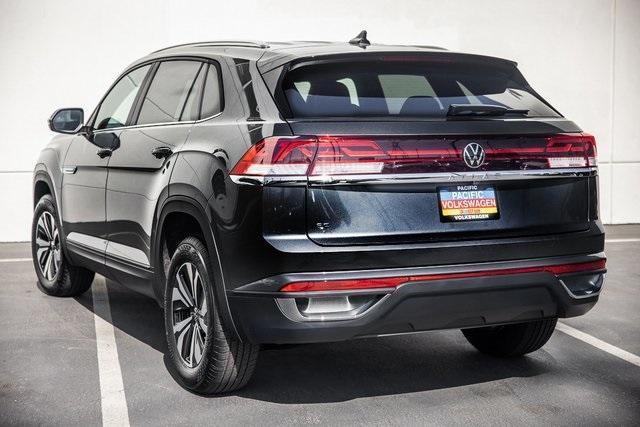 new 2025 Volkswagen Atlas Cross Sport car, priced at $37,157