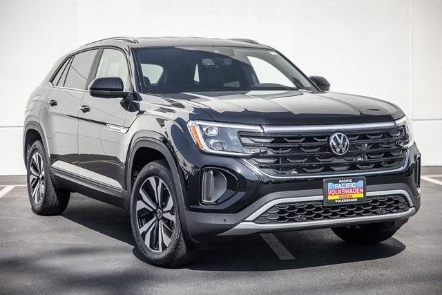 new 2025 Volkswagen Atlas Cross Sport car, priced at $37,157