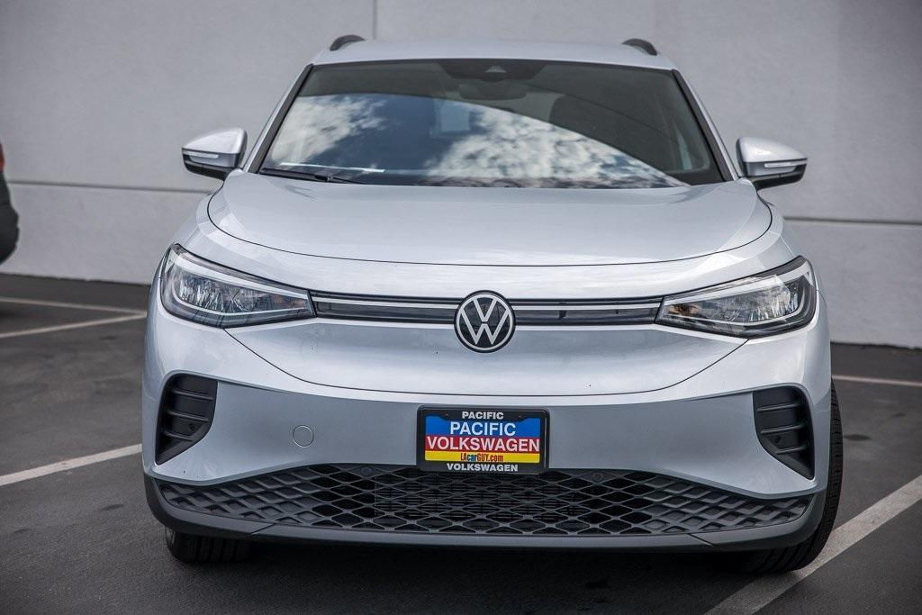 new 2025 Volkswagen ID.4 car, priced at $42,176