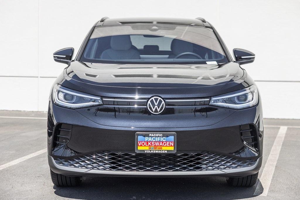 new 2025 Volkswagen ID.4 car, priced at $47,471