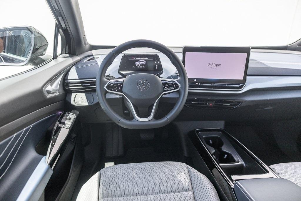 new 2025 Volkswagen ID.4 car, priced at $47,471