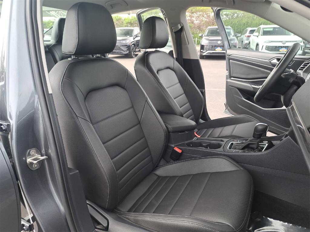 used 2021 Volkswagen Jetta car, priced at $18,900