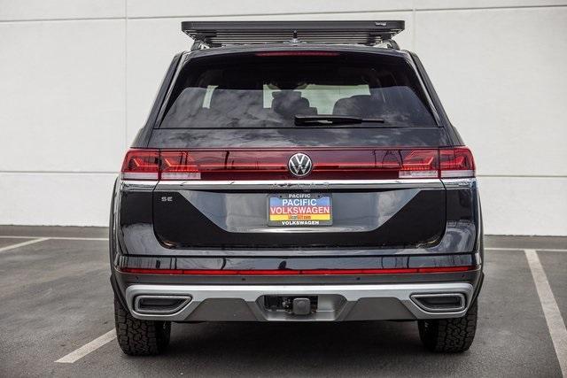 new 2024 Volkswagen Atlas car, priced at $38,581