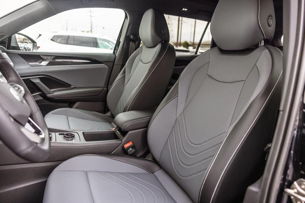 new 2025 Volkswagen Tiguan car, priced at $37,102