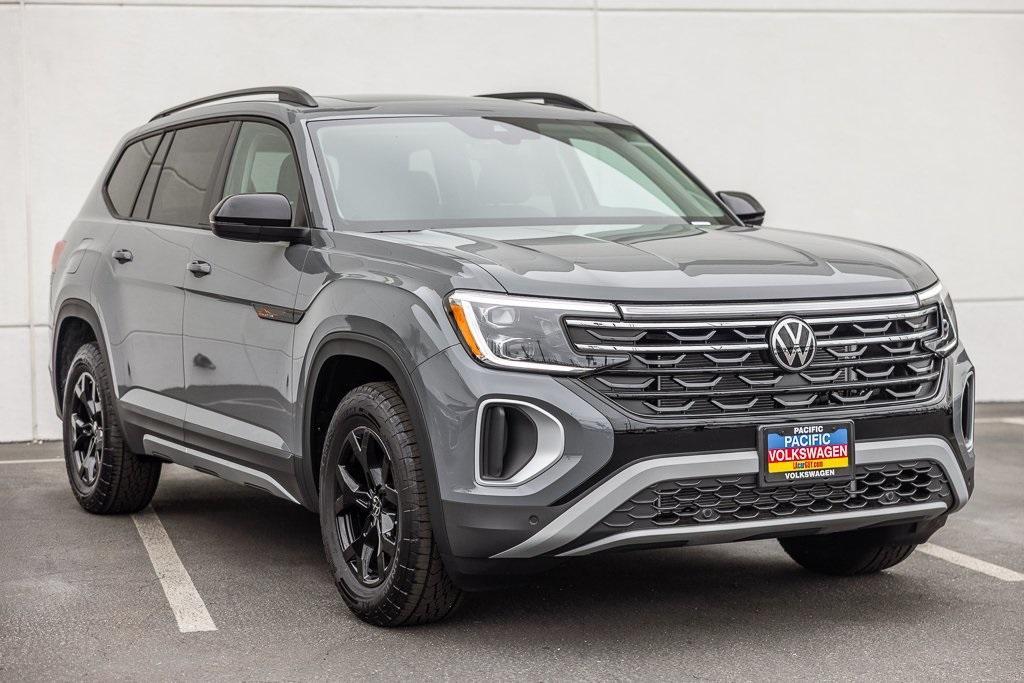 new 2025 Volkswagen Atlas car, priced at $48,514