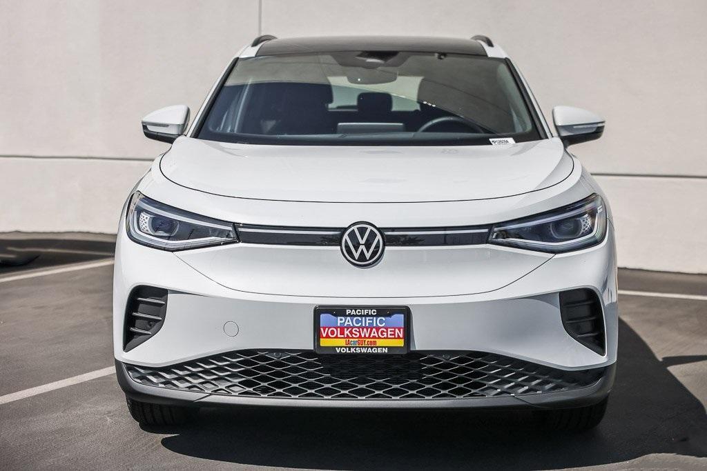 new 2025 Volkswagen ID.4 car, priced at $47,731