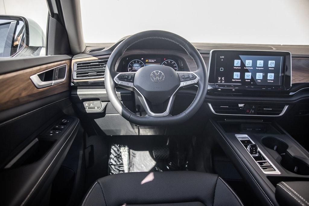 new 2026 Volkswagen Atlas car, priced at $41,822