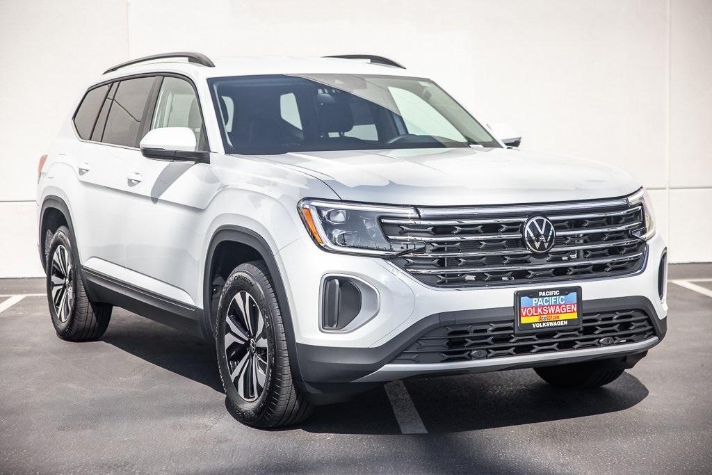 new 2026 Volkswagen Atlas car, priced at $41,822