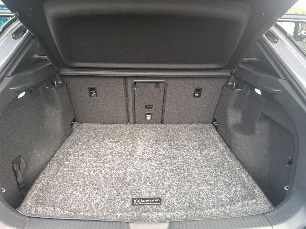 used 2022 Volkswagen ID.4 car, priced at $24,500